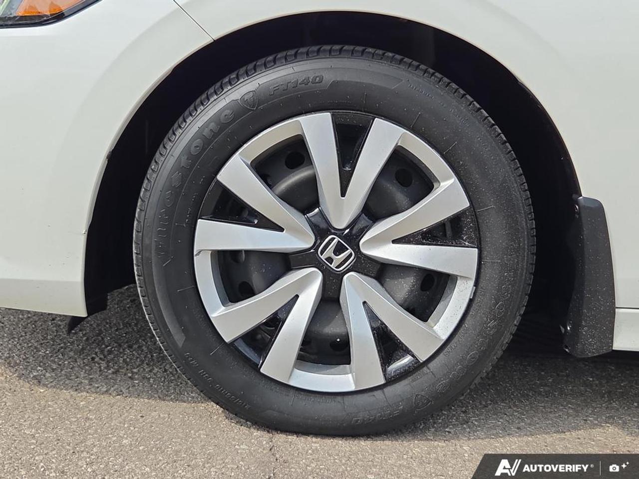 2024 Honda Civic Sedan LX-B CVT   LOW KM   NO CLAIMS   ONE OWNER Photo