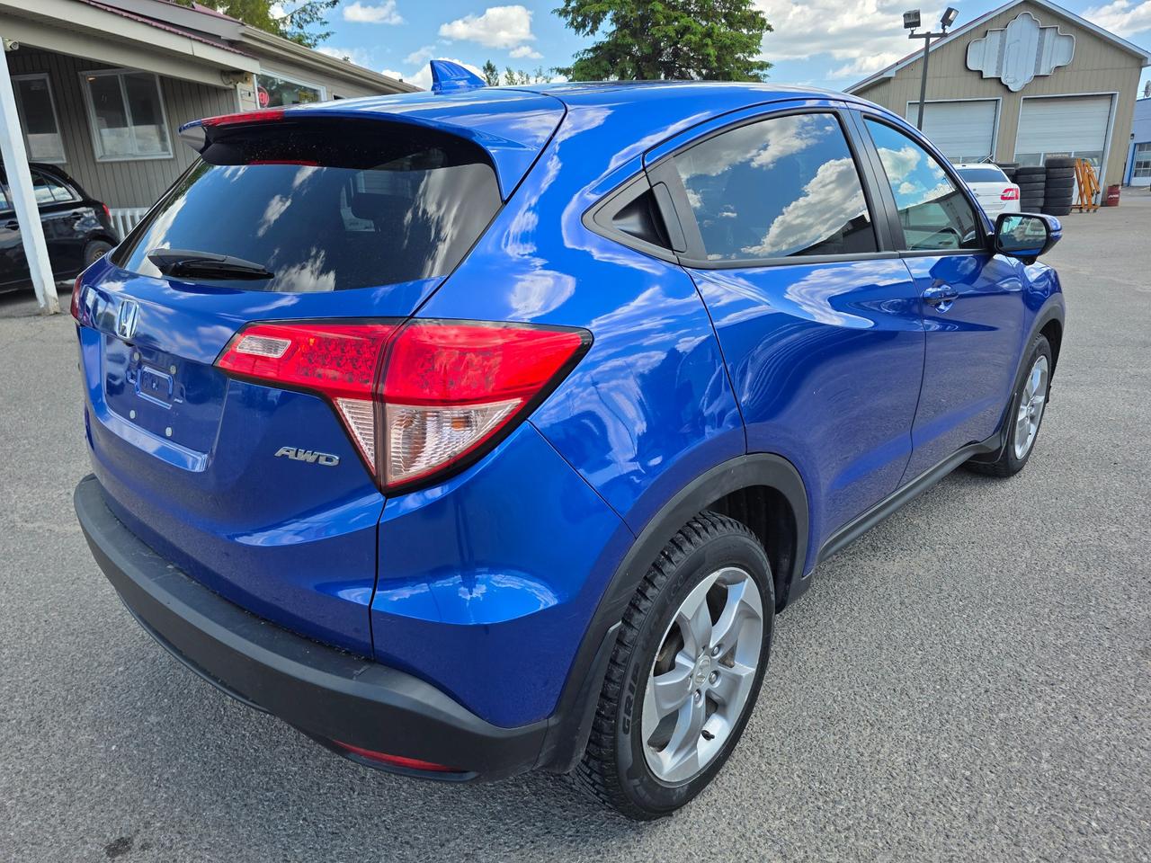 2018 Honda HR-V EX (CVT) 4dr All-Wheel Drive Photo
