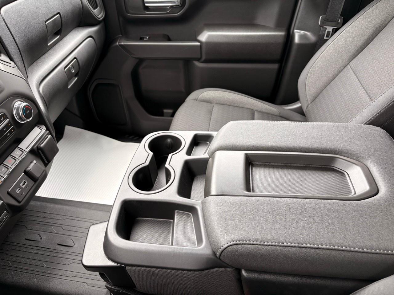 2026 GMC Sierra 1500 Crew Cab Standard Box 4-Wheel Drive Pro Photo