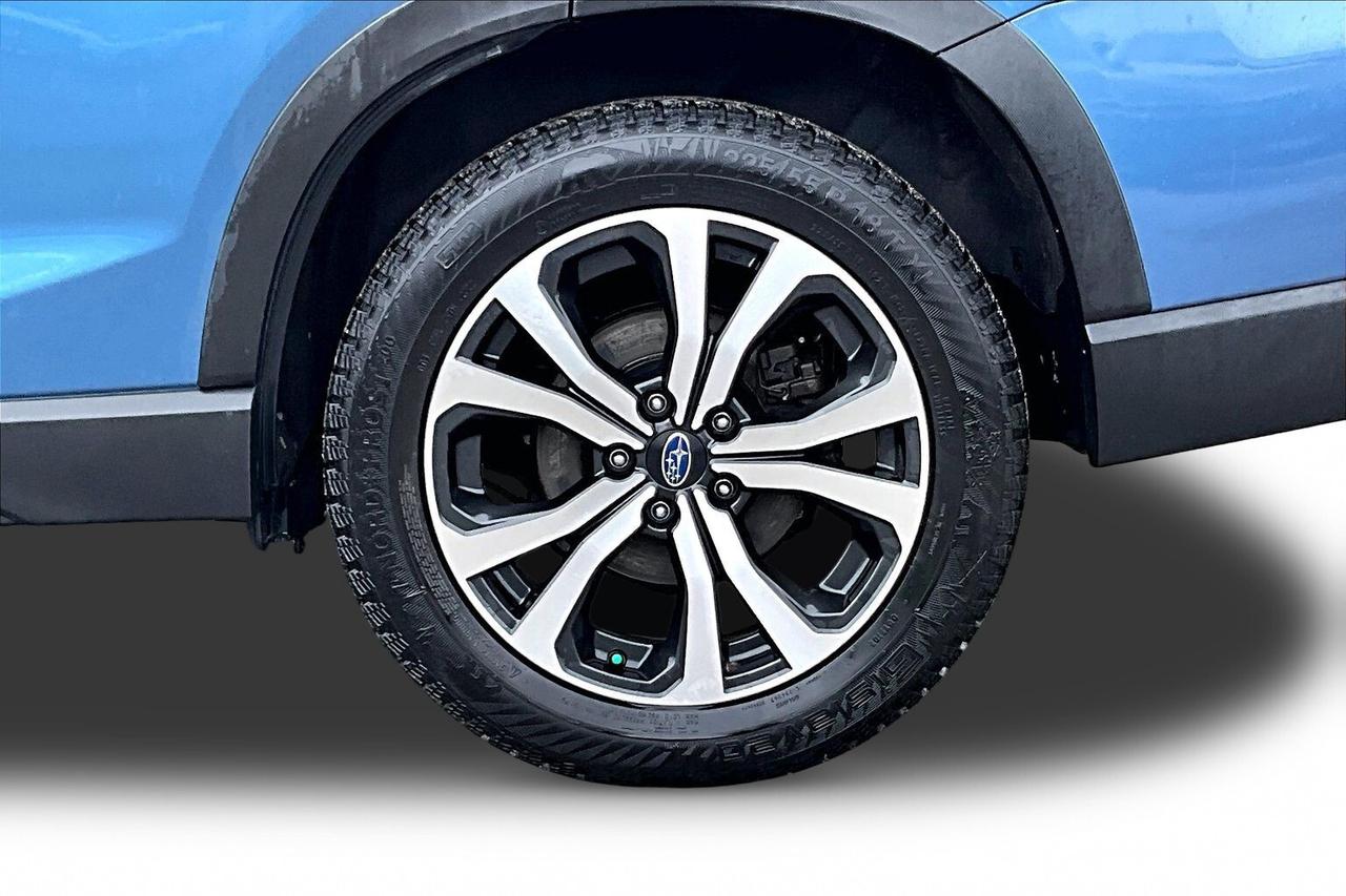 2024 Subaru Forester LIMITED AWD   ACCIDENT FREE   2 SETS OF TIRES Photo