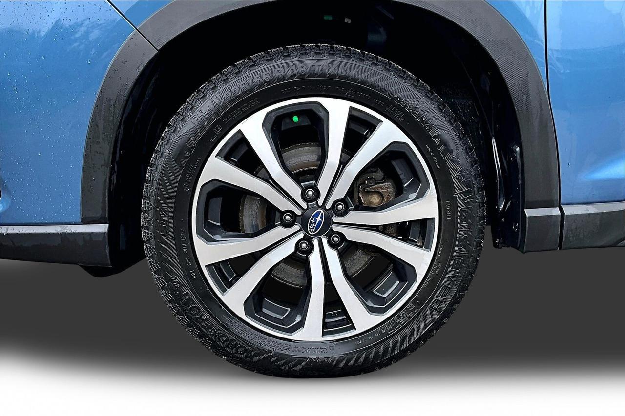 2024 Subaru Forester LIMITED AWD   ACCIDENT FREE   2 SETS OF TIRES Photo