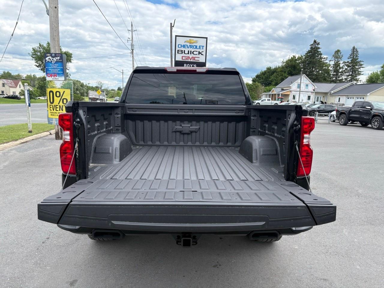 2026 Chevrolet Silverado 1500 Crew Cab Short Box 4-Wheel Drive Custom Trail Boss Photo