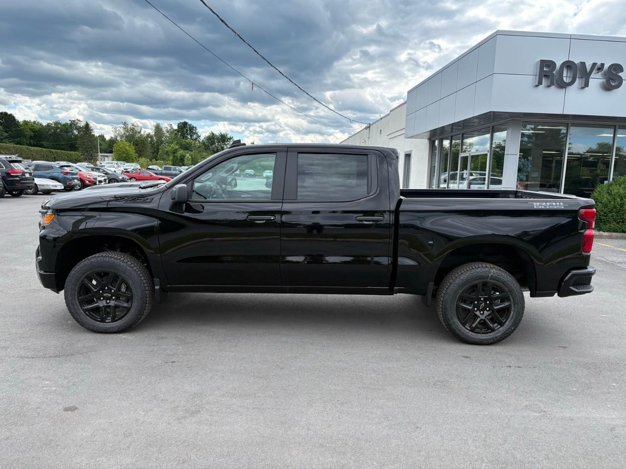 2026 Chevrolet Silverado 1500 Crew Cab Short Box 4-Wheel Drive Custom Trail Boss Photo
