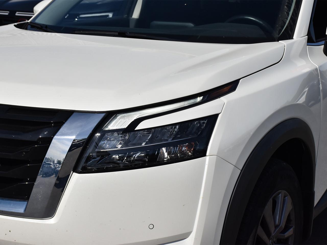 2023 Nissan Pathfinder SV  - Certified - Sunroof Photo