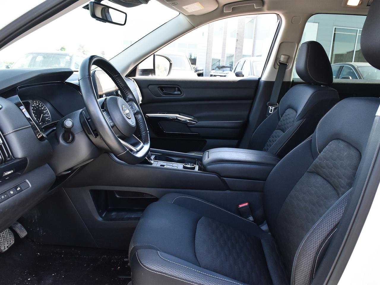 2023 Nissan Pathfinder SV  - Certified - Sunroof Photo