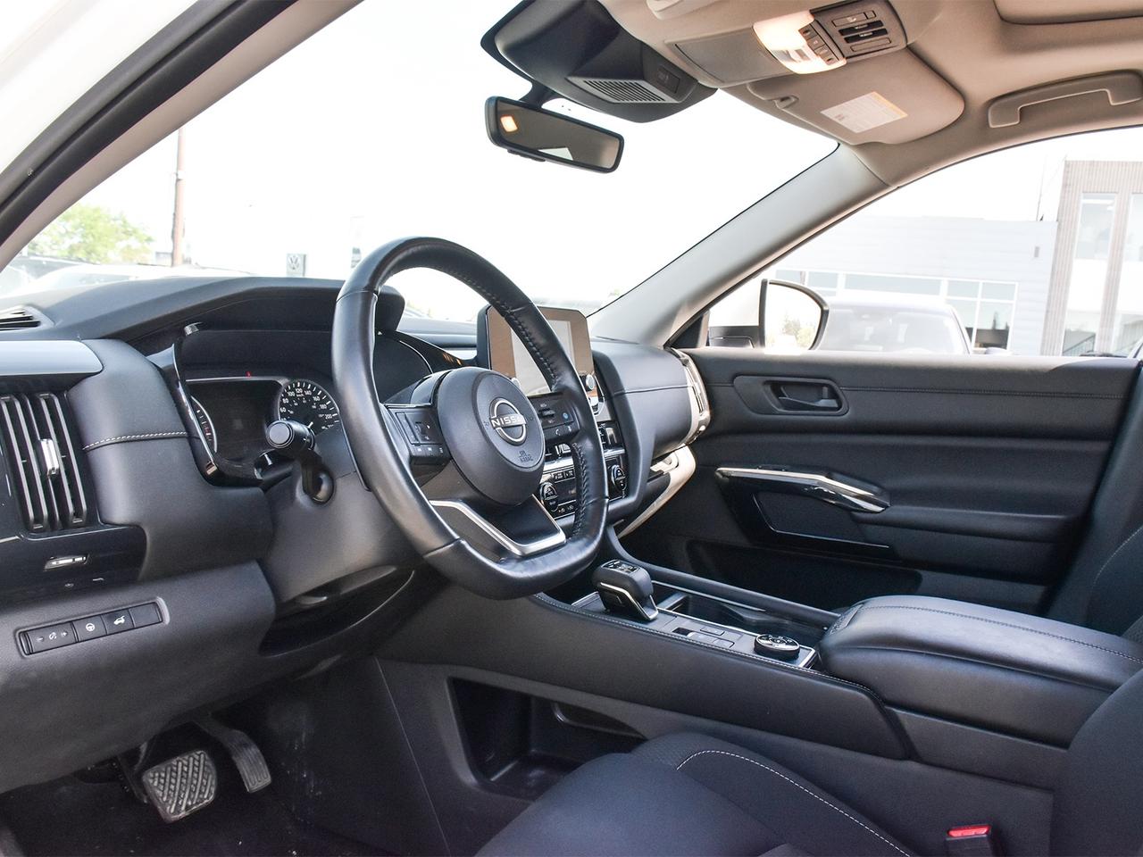 2023 Nissan Pathfinder SV  - Certified - Sunroof Photo