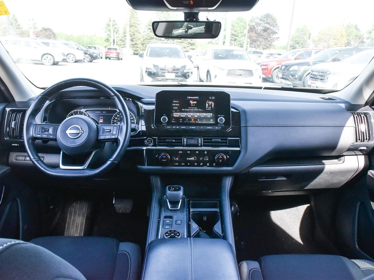 2023 Nissan Pathfinder SV  - Certified - Sunroof Photo