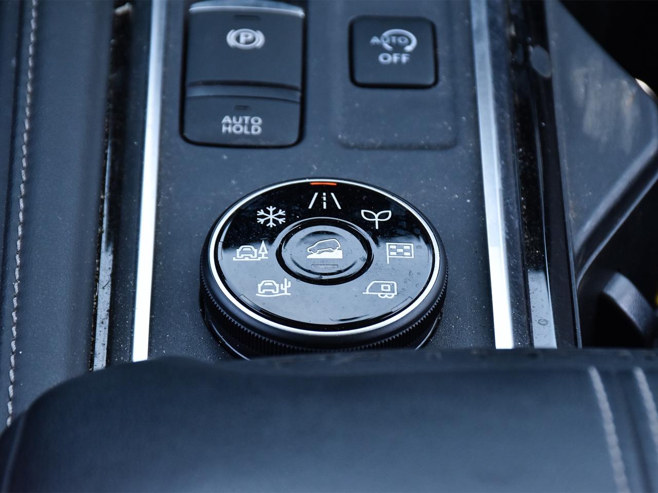 2023 Nissan Pathfinder SV  - Certified - Sunroof Photo
