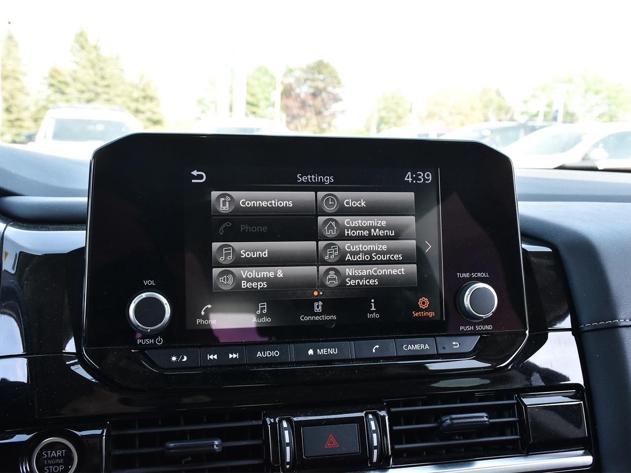 2023 Nissan Pathfinder SV  - Certified - Sunroof Photo