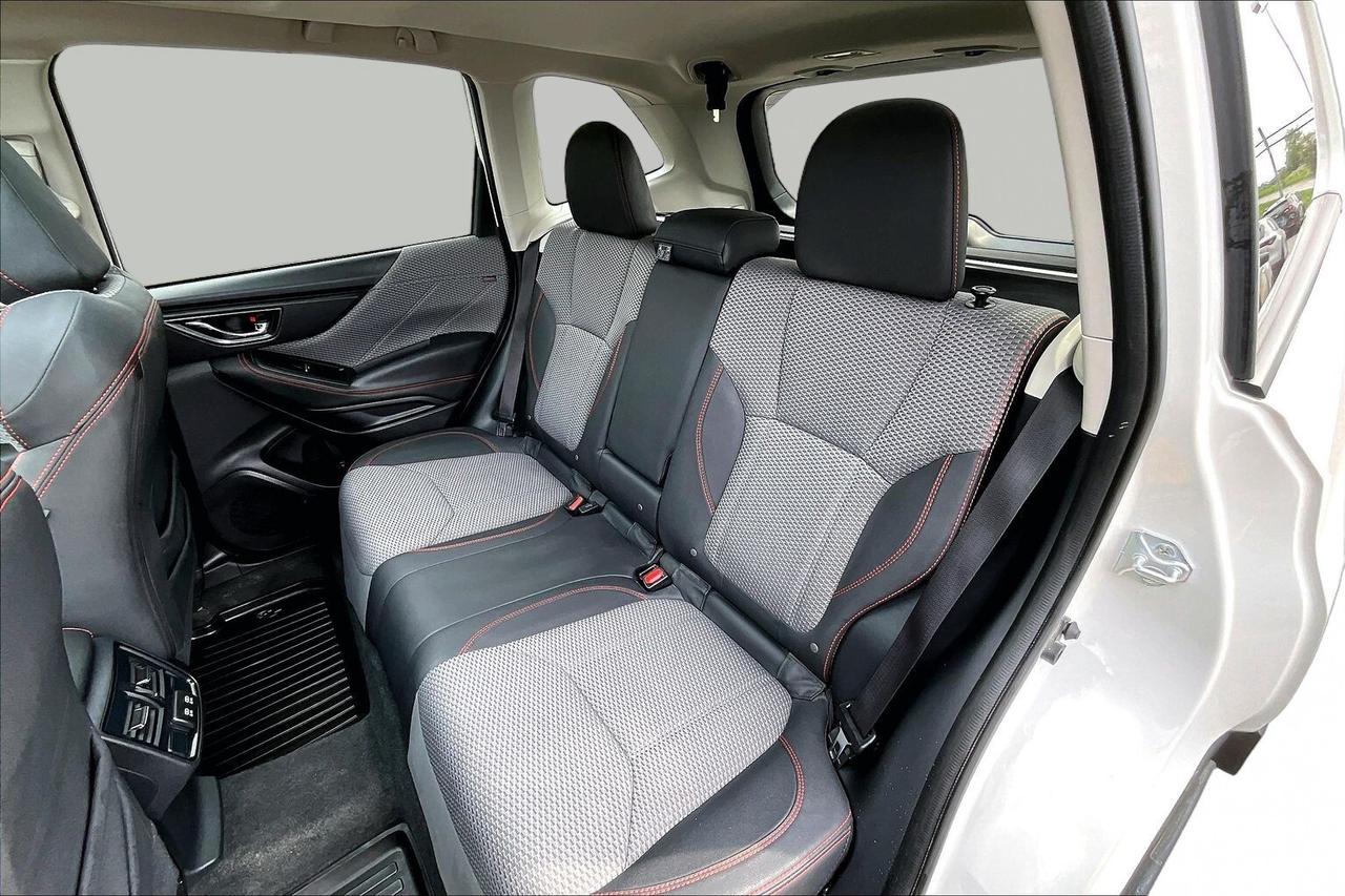 2024 Subaru Forester SPORT AWD   CLEAN CARFAX   POWER TRUNK   SUNROOF Photo