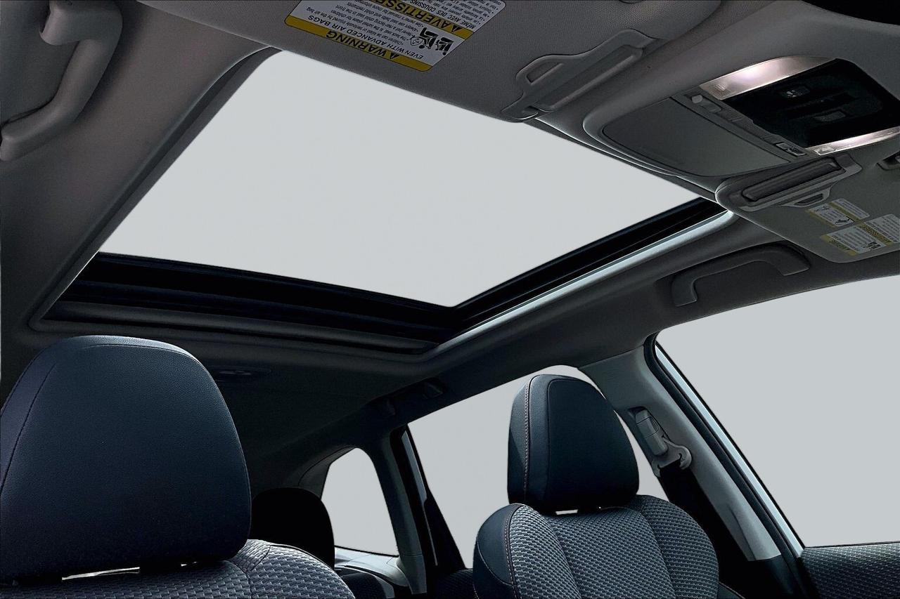 2024 Subaru Forester SPORT AWD   CLEAN CARFAX   POWER TRUNK   SUNROOF Photo