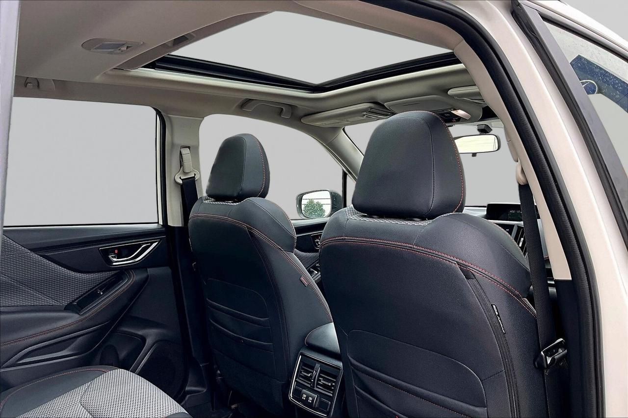 2024 Subaru Forester SPORT AWD   CLEAN CARFAX   POWER TRUNK   SUNROOF Photo