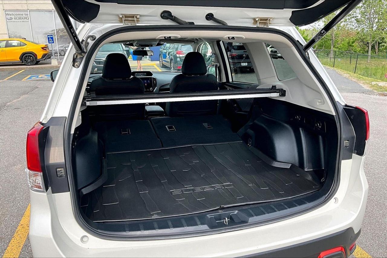 2024 Subaru Forester SPORT AWD   CLEAN CARFAX   POWER TRUNK   SUNROOF Photo