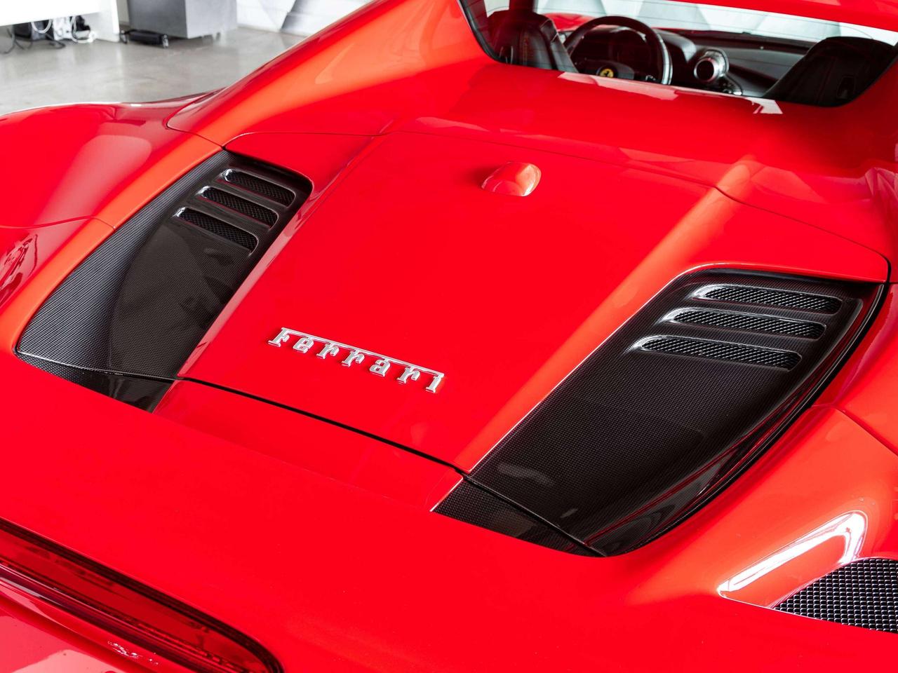 2022 Ferrari F8 Spider  Photo