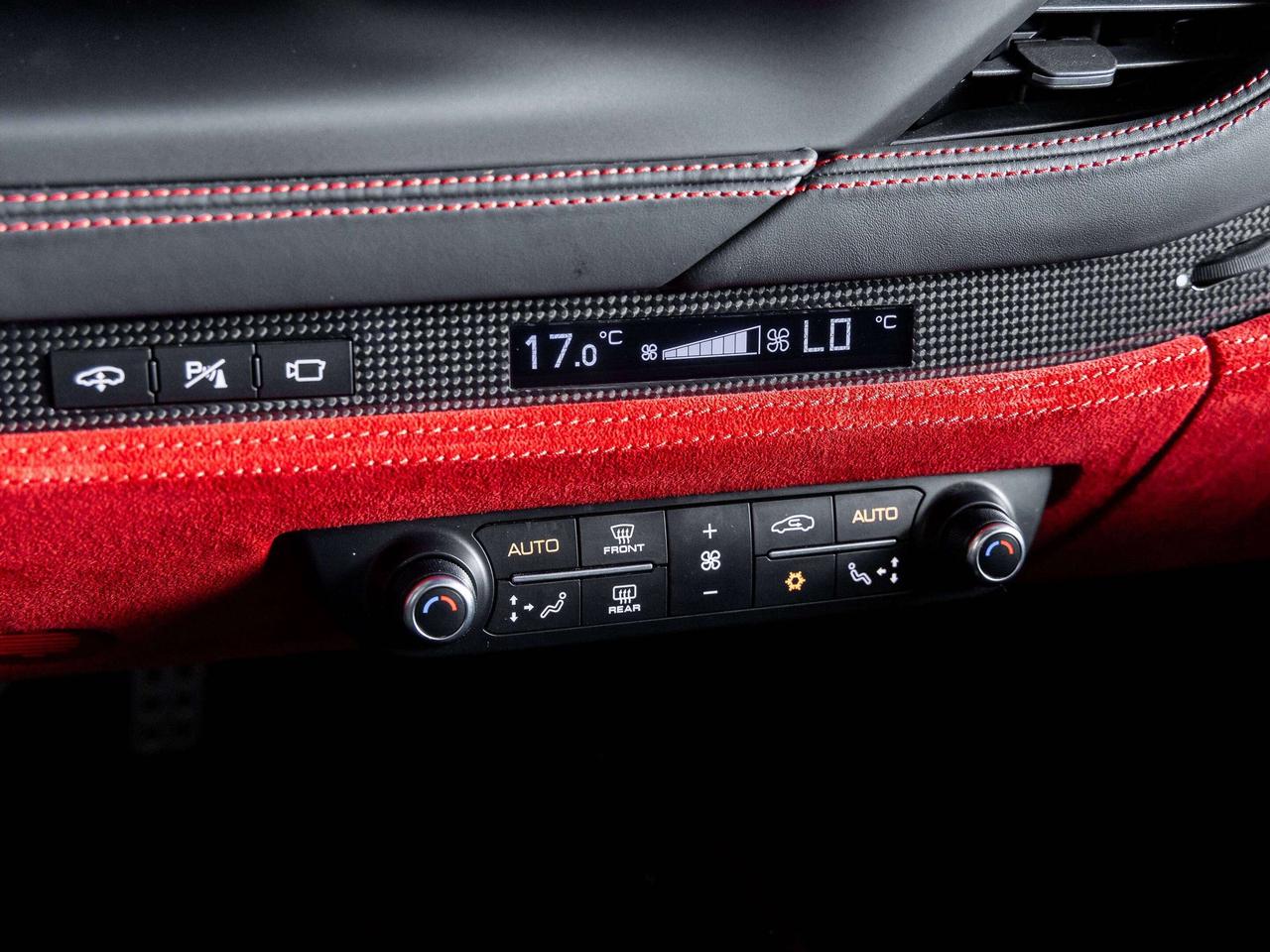 2022 Ferrari F8 Spider  Photo