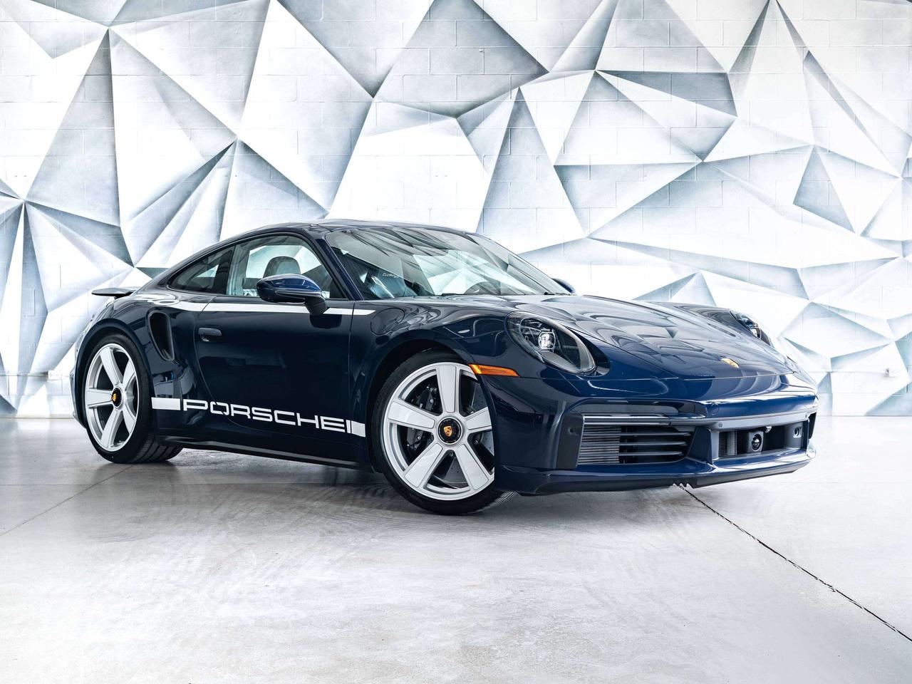 2025 Porsche 911 50 Years Photo2