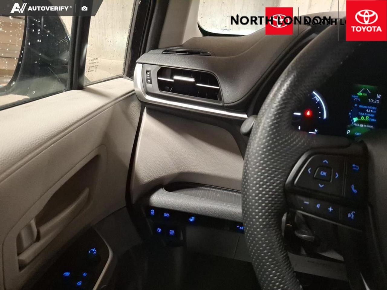 2022 Toyota Sienna  Photo