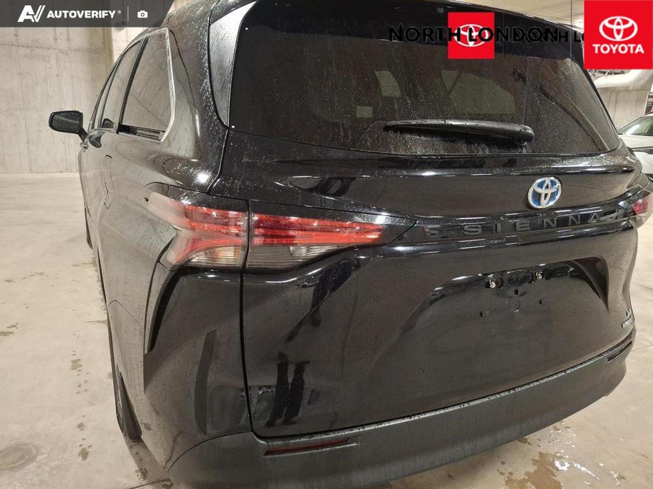 2022 Toyota Sienna  Photo