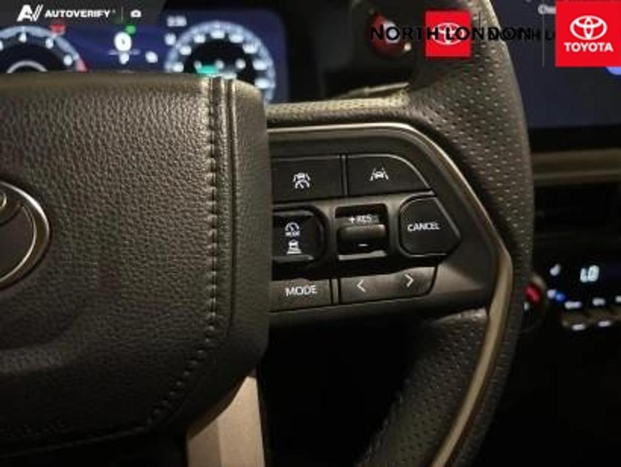 2025 Toyota 4Runner Base 4dr 4x4 Photo