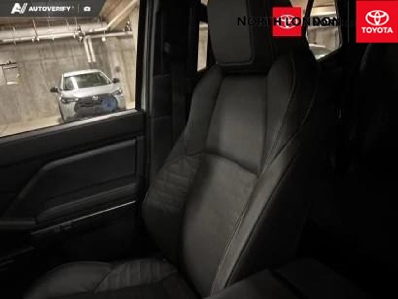 2025 Toyota 4Runner Base 4dr 4x4 Photo