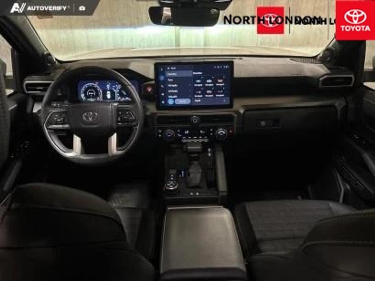 2025 Toyota 4Runner Base 4dr 4x4 Photo