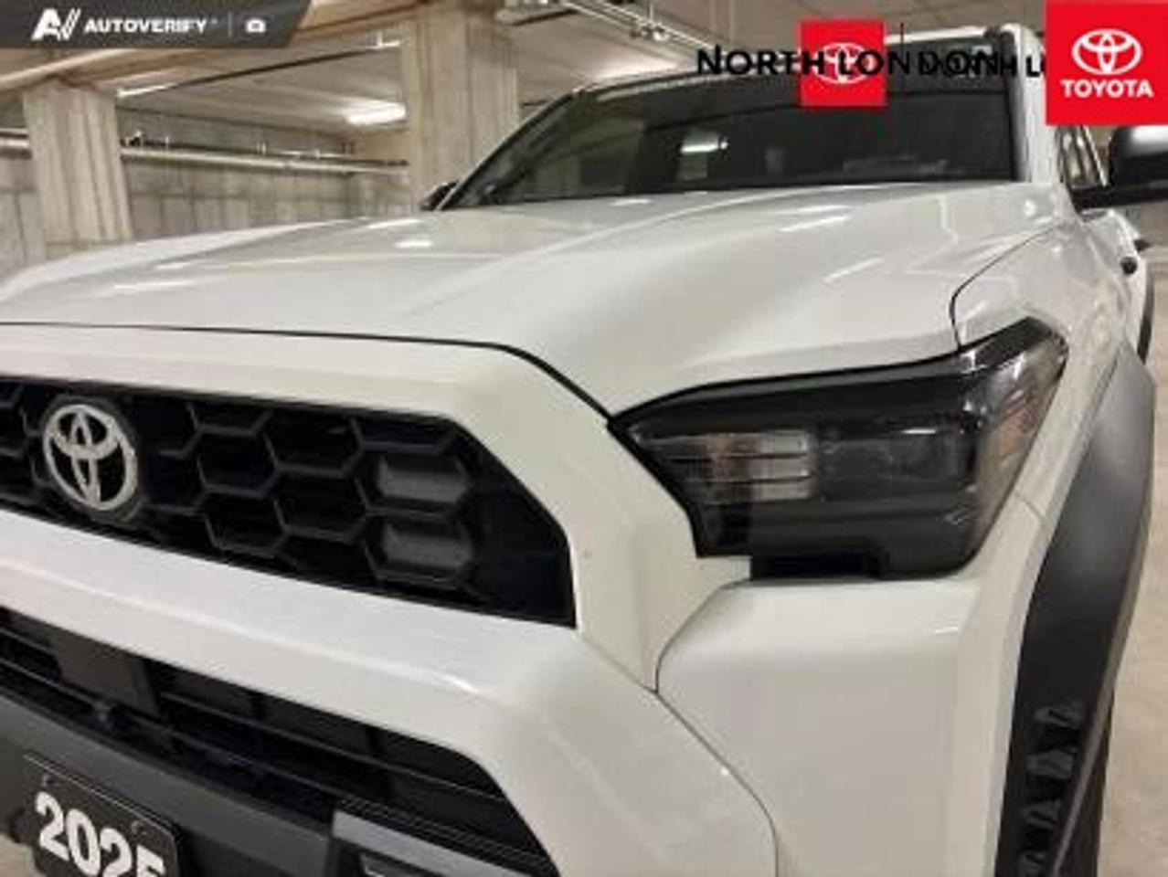 2025 Toyota 4Runner Base 4dr 4x4 Photo