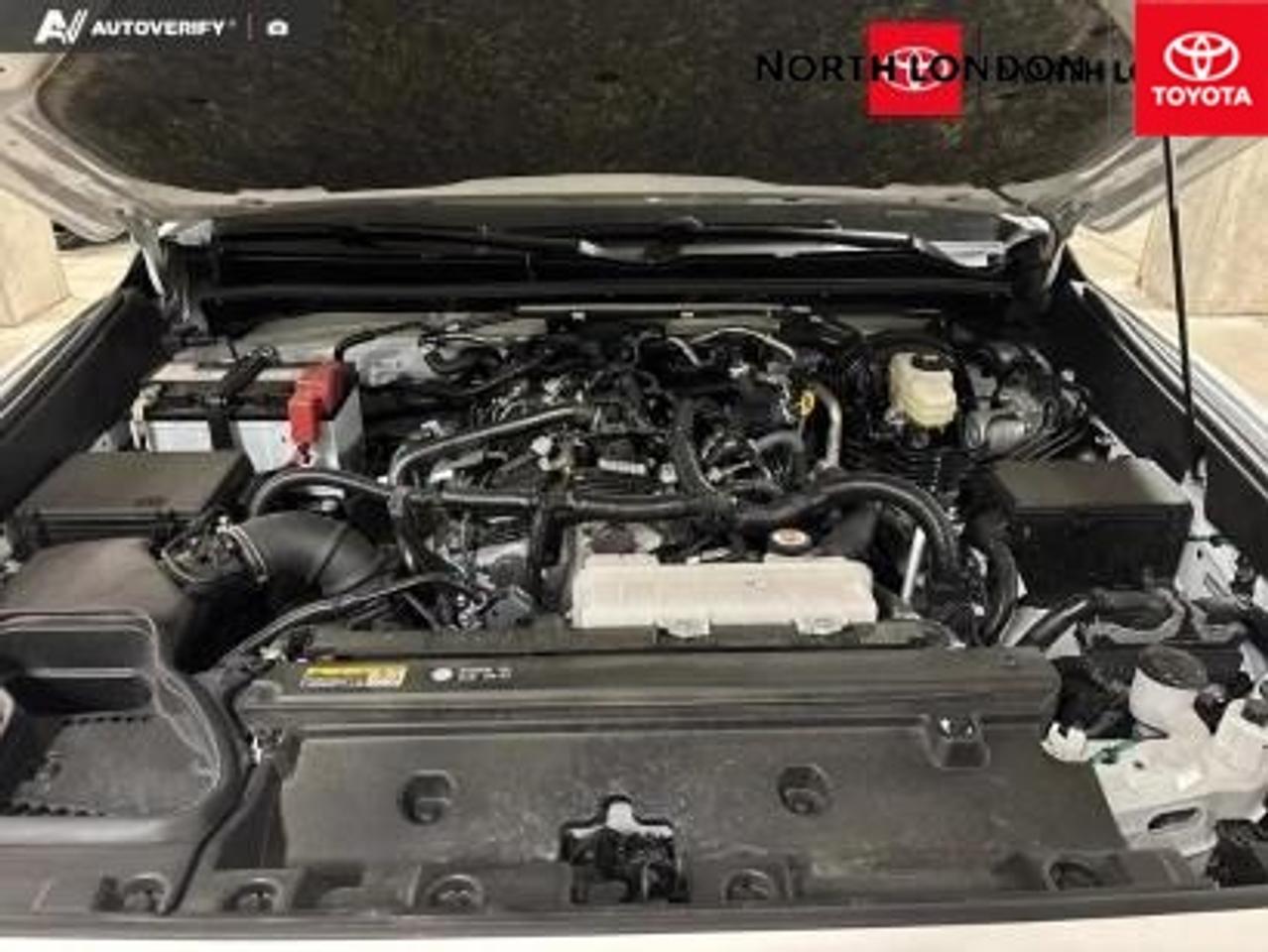 2025 Toyota 4Runner Base 4dr 4x4 Photo