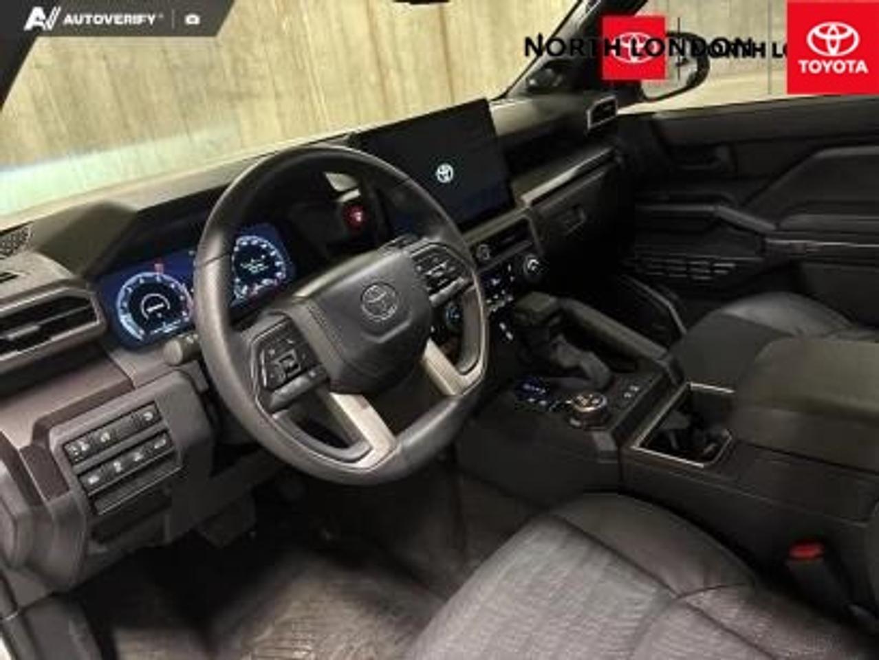 2025 Toyota 4Runner Base 4dr 4x4 Photo