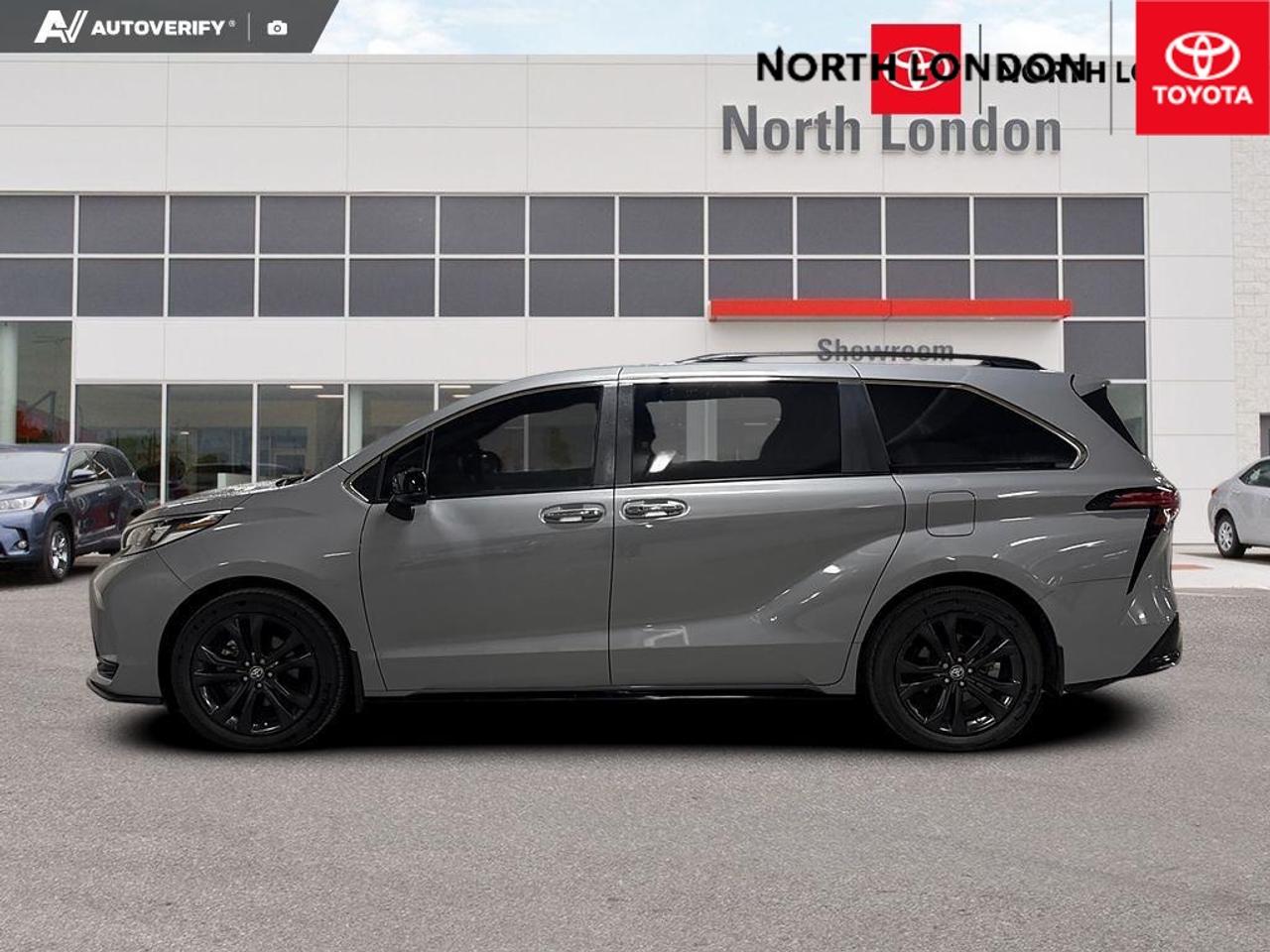 2024 Toyota Sienna  Photo