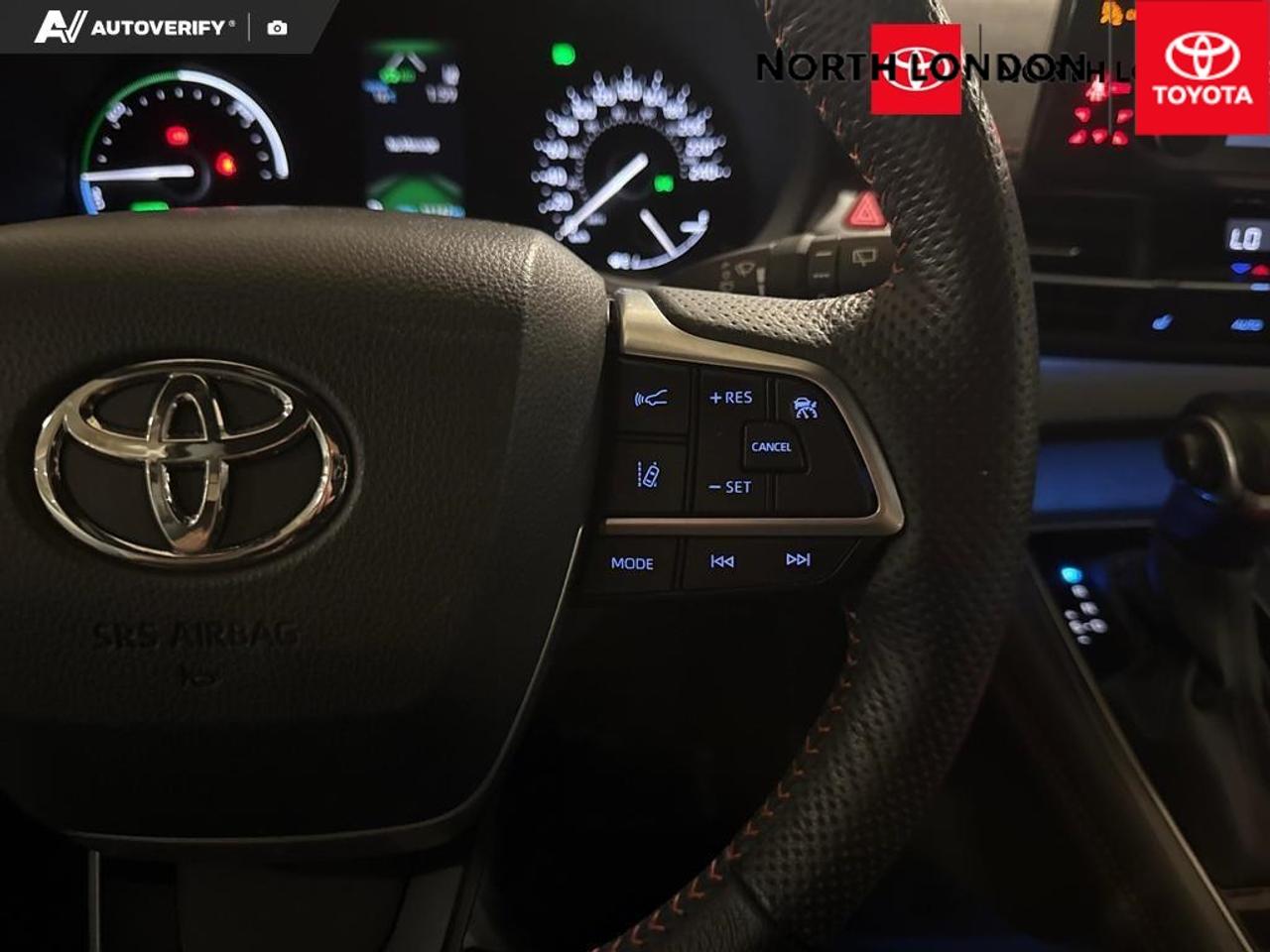 2024 Toyota Sienna  Photo