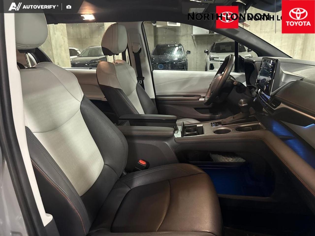 2024 Toyota Sienna  Photo