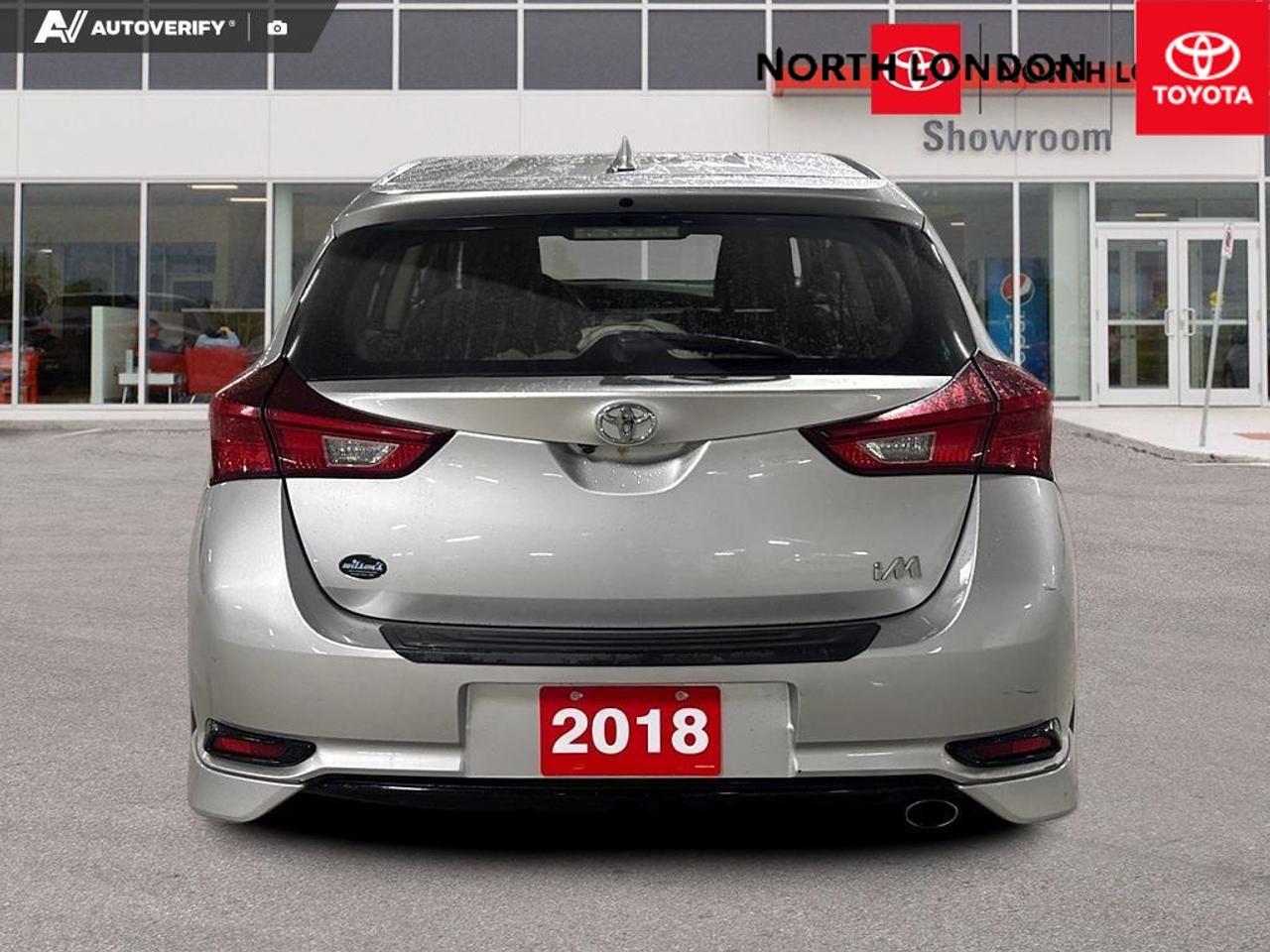 2018 Toyota Corolla iM  Photo4