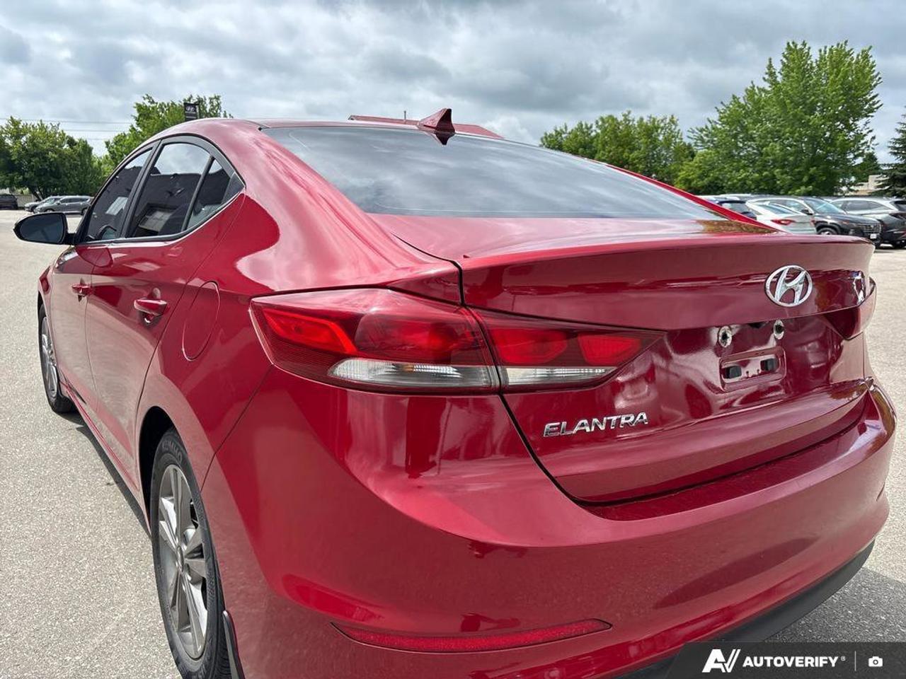 2018 Hyundai Elantra GL   CARPLAY   HEATED SEATS   6.4L/100KM Photo