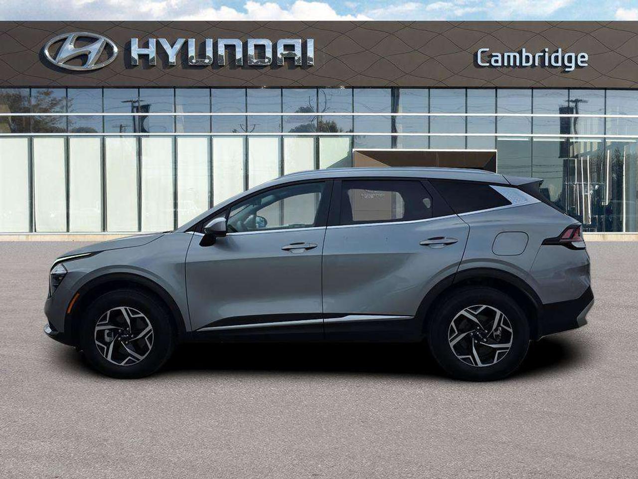 2025 Kia Sportage LX AWD   NO ACCIDENTS 1 OWNER CARPLAY HEATSEATS Photo