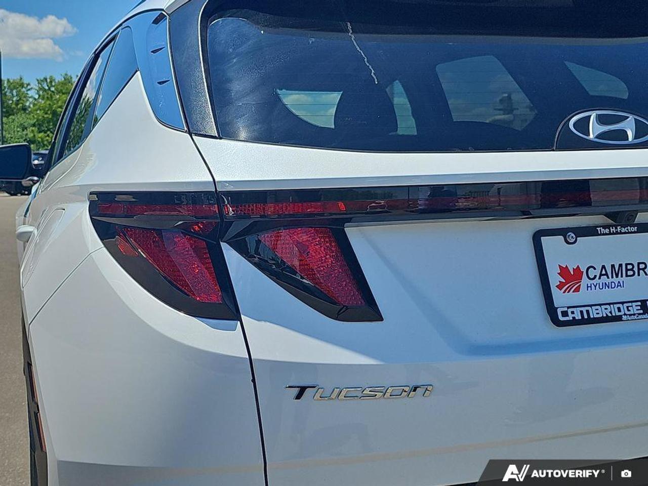 2022 Hyundai Tucson Preferred   NO ACCIDENTS   CARPLAY   7.1L/100KM Photo