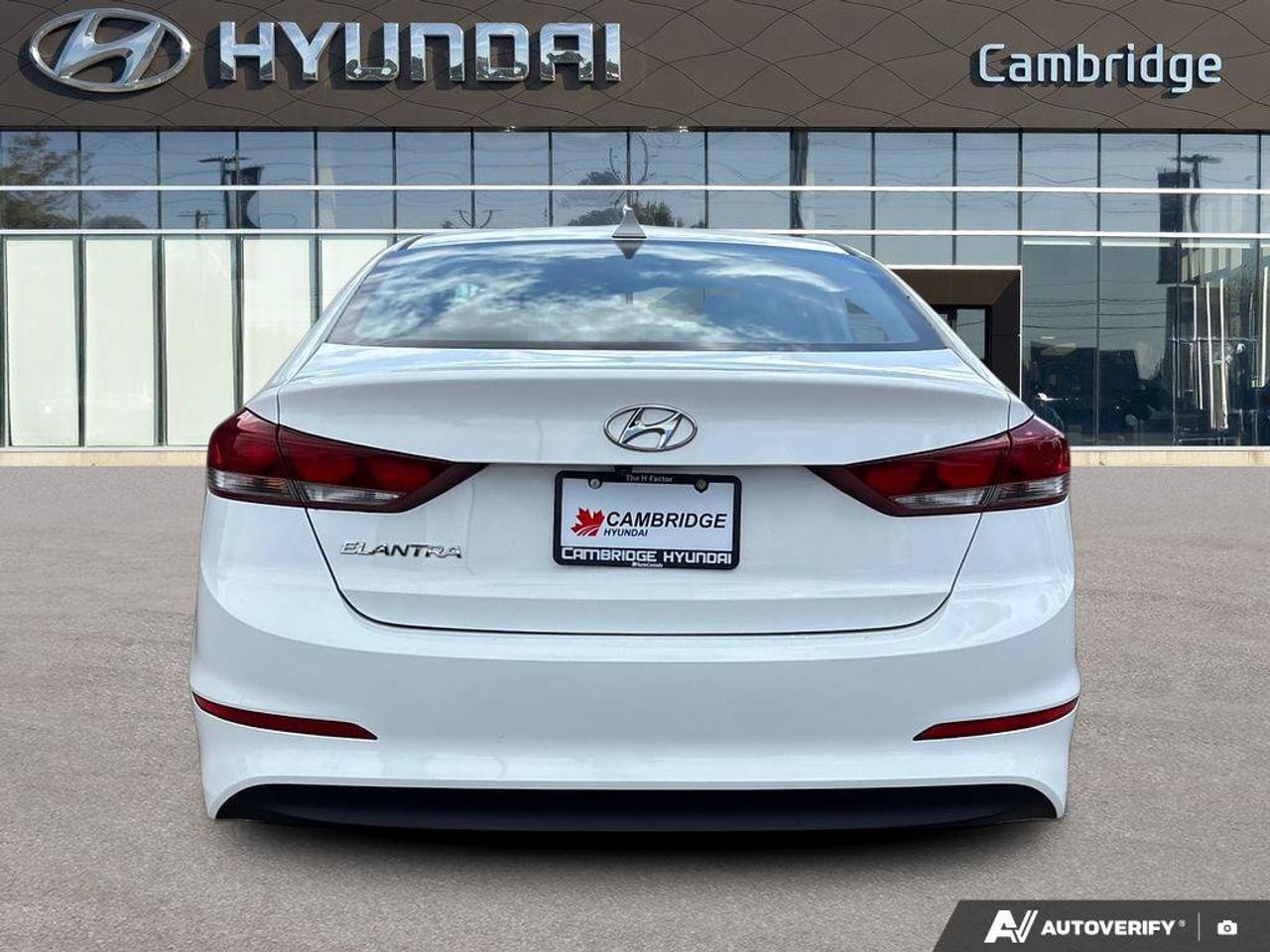 2018 Hyundai Elantra GL   CARPLAY   HEATED SEATS   6.4L/100KM Photo
