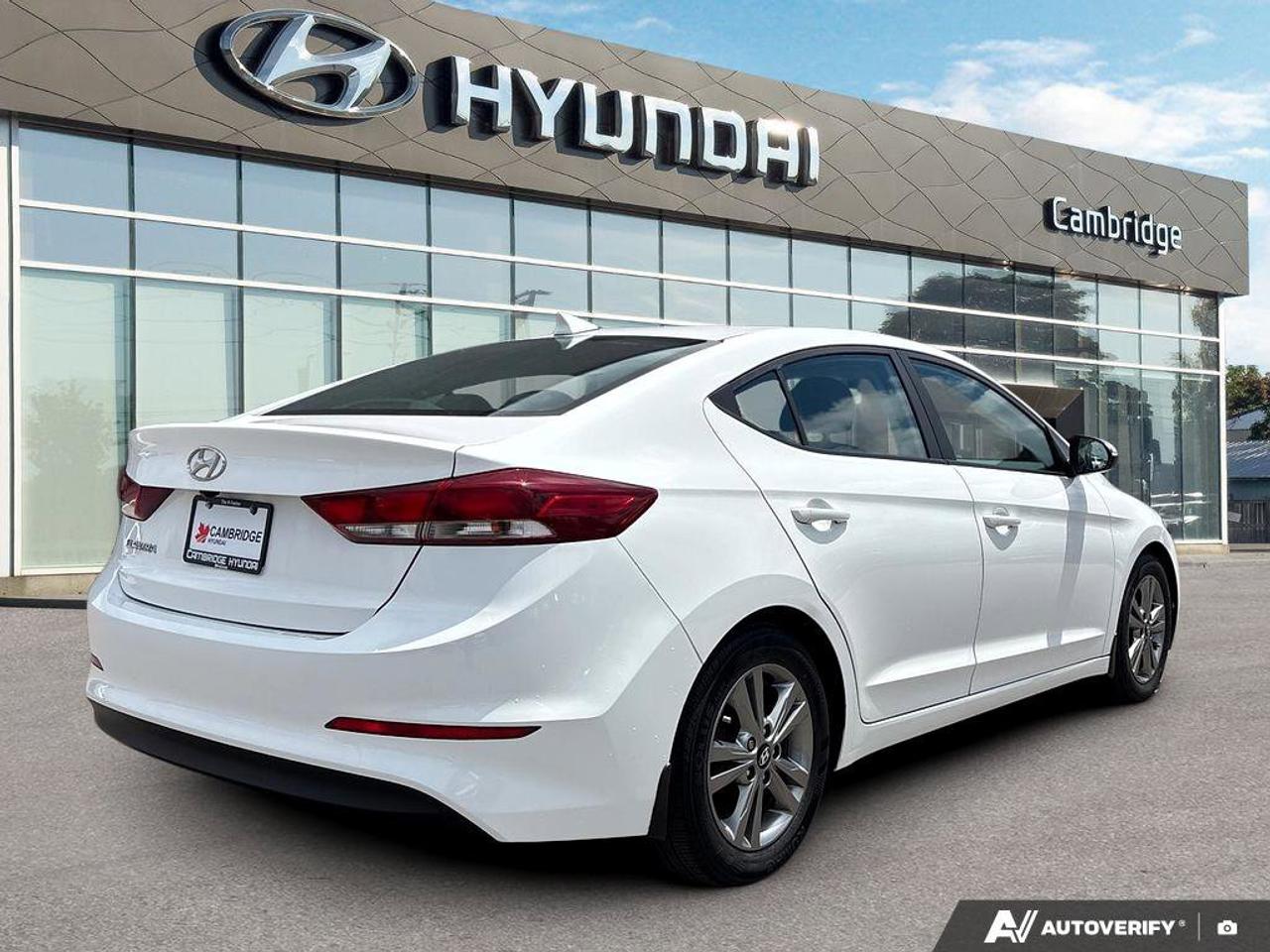 2018 Hyundai Elantra GL   CARPLAY   HEATED SEATS   6.4L/100KM Photo