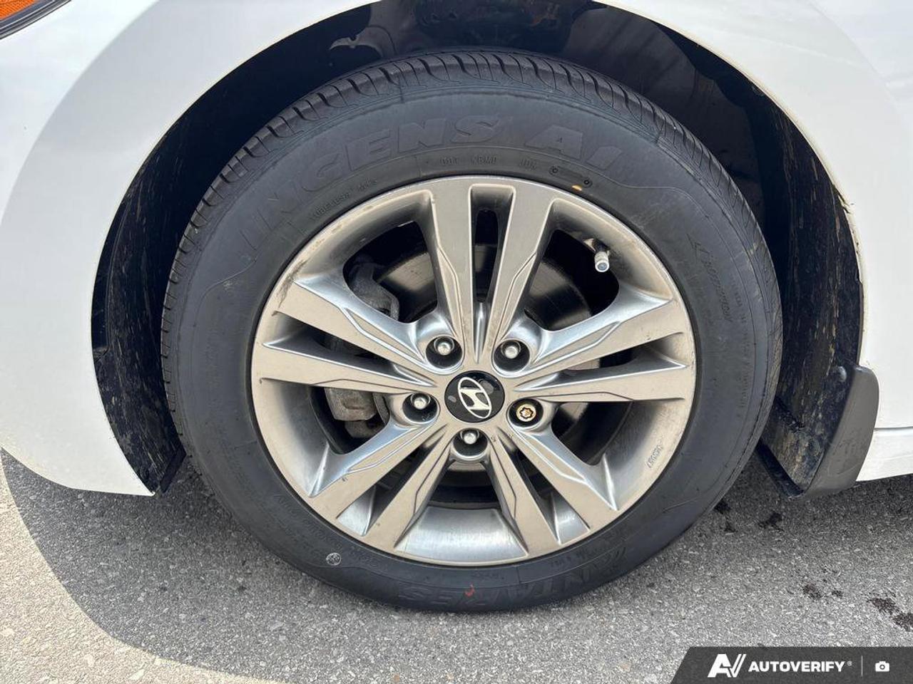 2018 Hyundai Elantra GL   CARPLAY   HEATED SEATS   6.4L/100KM Photo