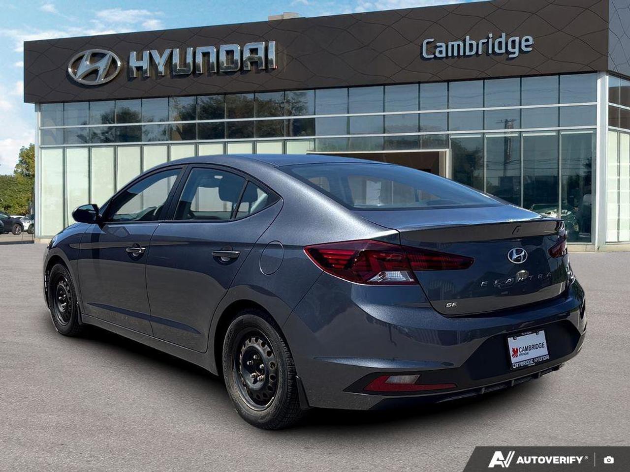 2020 Hyundai Elantra Essential   NO ACCIDENTS   ONE OWNER   5.6L/100KM Photo4