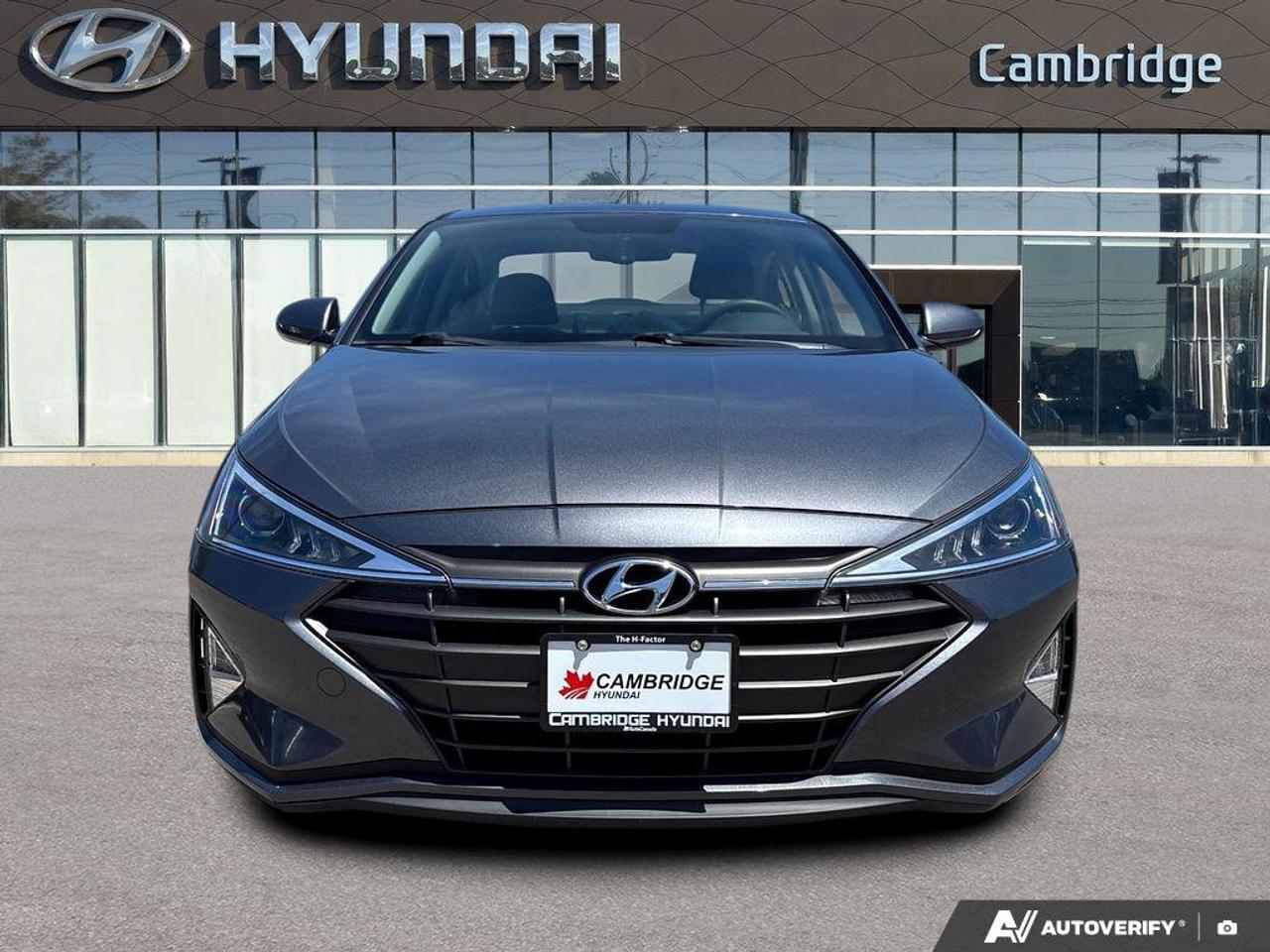 2020 Hyundai Elantra Essential   NO ACCIDENTS   ONE OWNER   5.6L/100KM Photo