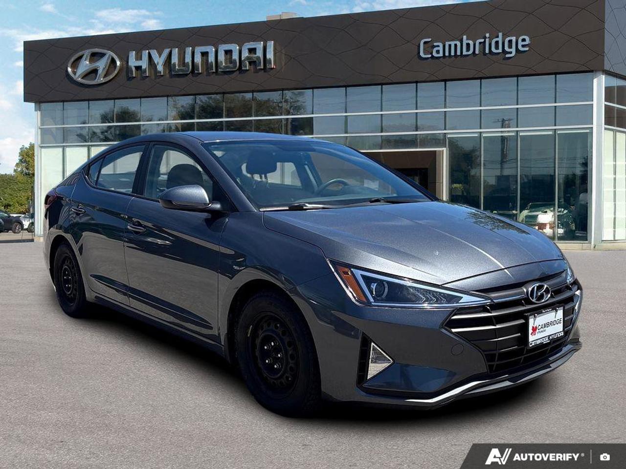 2020 Hyundai Elantra Essential   NO ACCIDENTS   ONE OWNER   5.6L/100KM Photo