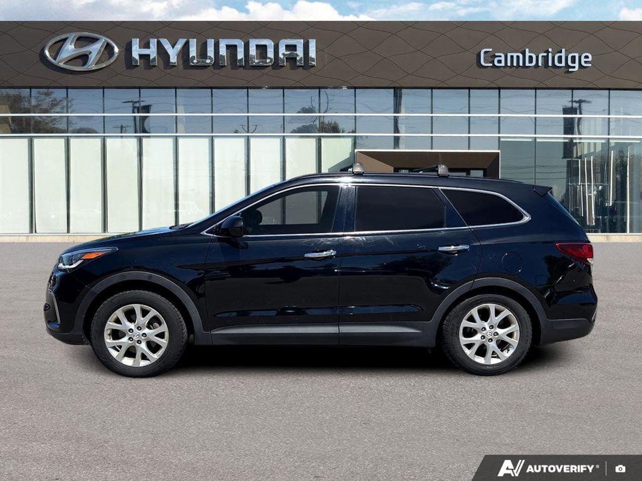 2018 Hyundai Santa Fe XL NO ACCIDENTS   ONE OWNER   HEATED SEATS Photo3