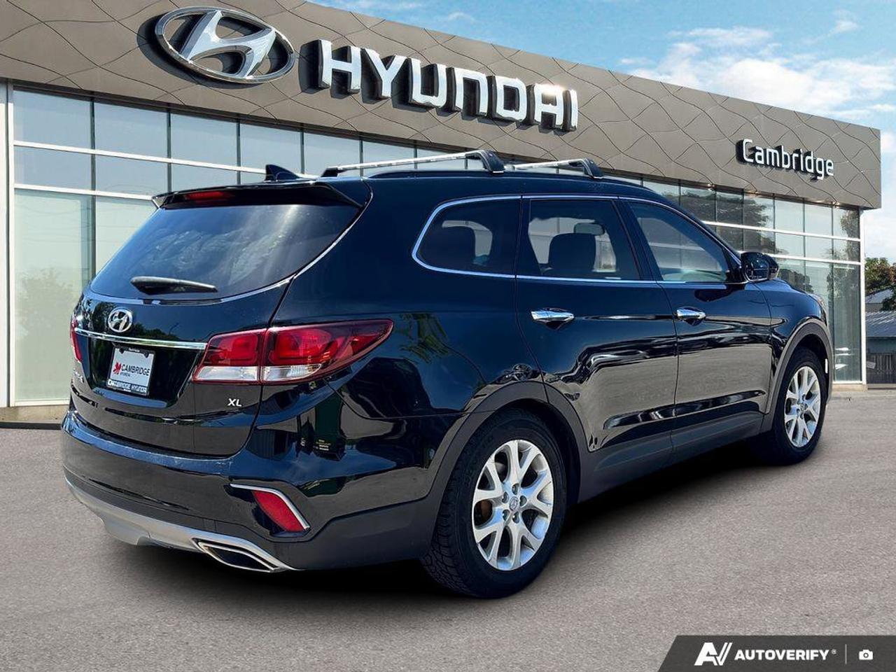 2018 Hyundai Santa Fe XL NO ACCIDENTS   ONE OWNER   HEATED SEATS Photo
