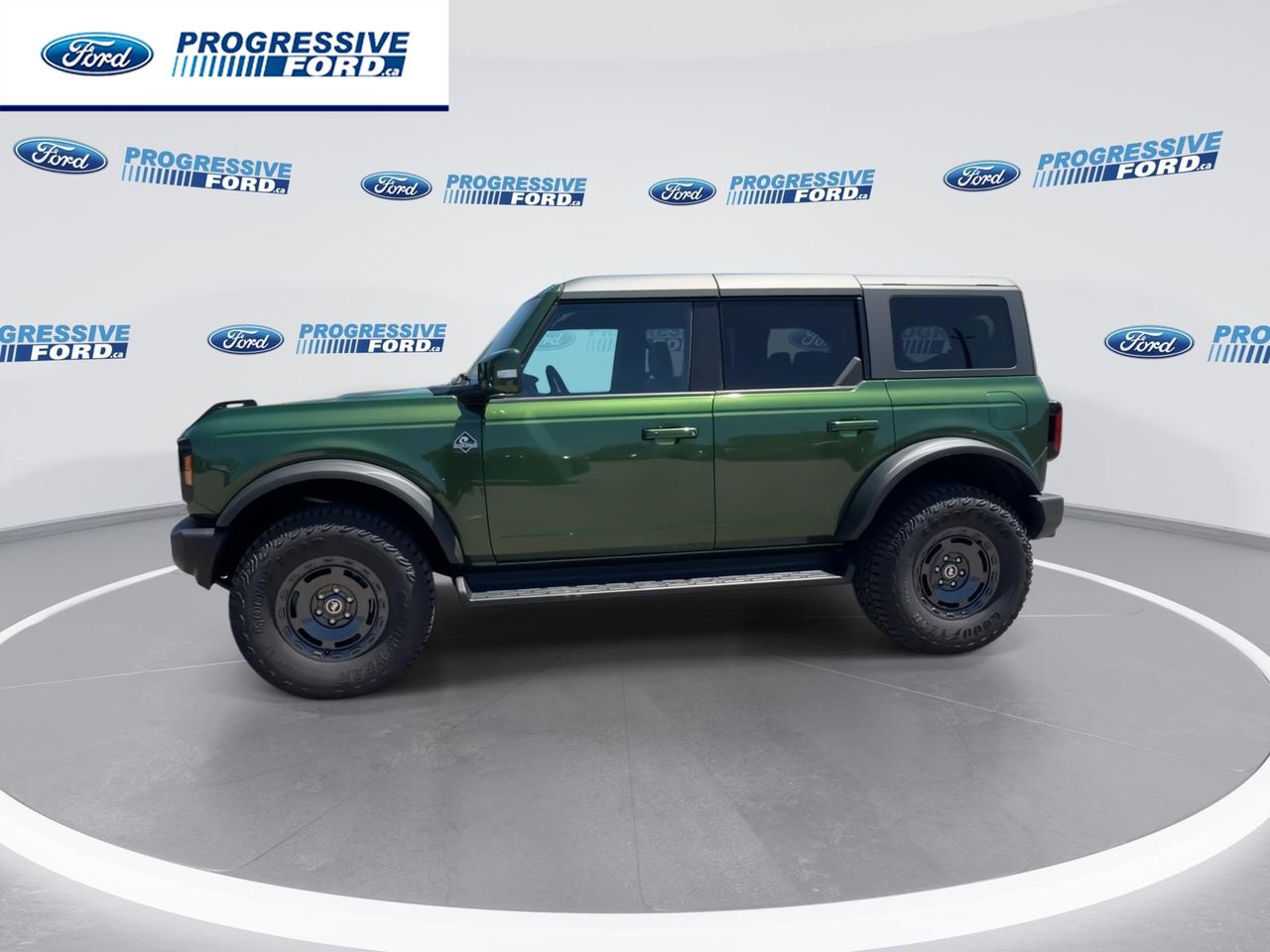 2025 Ford Bronco Outer Banks 4dr 4x4 Photo
