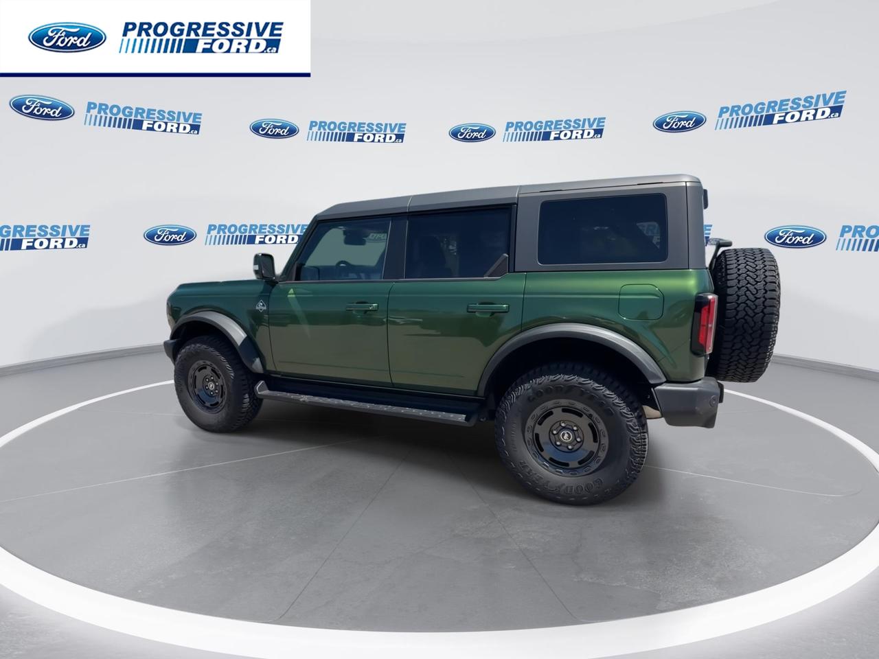 2025 Ford Bronco Outer Banks 4dr 4x4 Photo