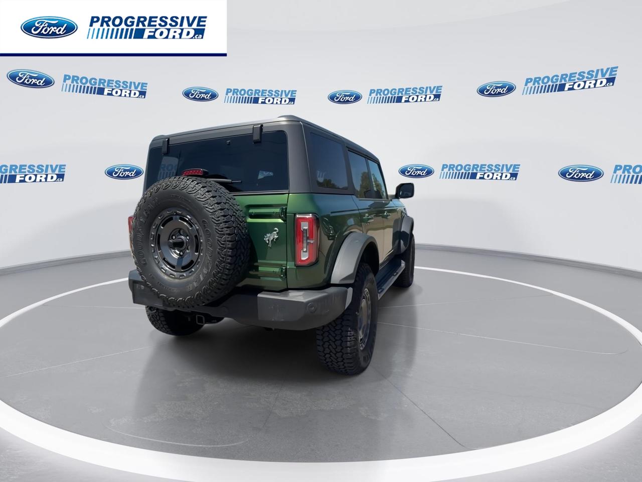 2025 Ford Bronco Outer Banks 4dr 4x4 Photo