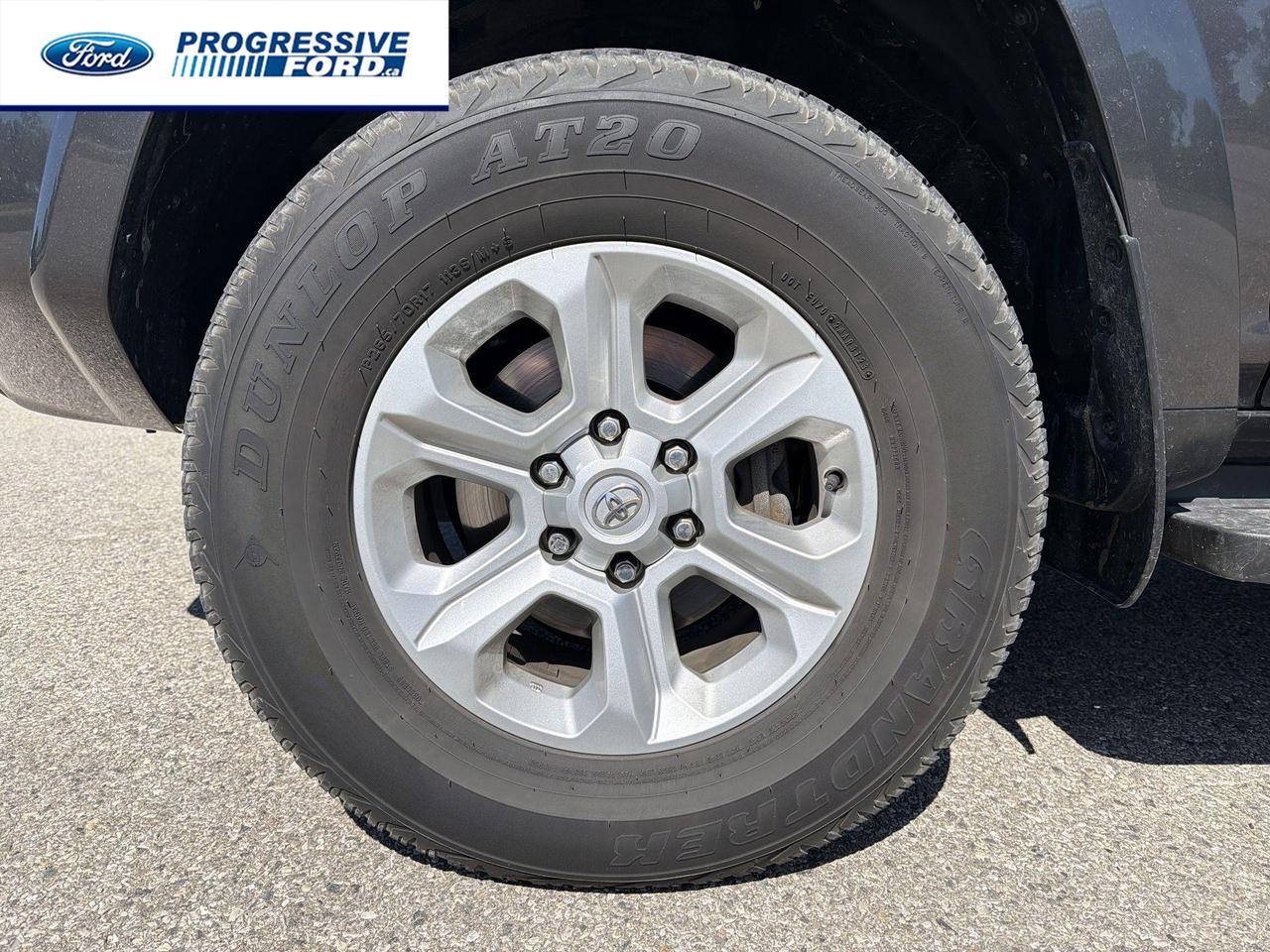 2023 Toyota 4Runner Base 4dr 4x4 Photo