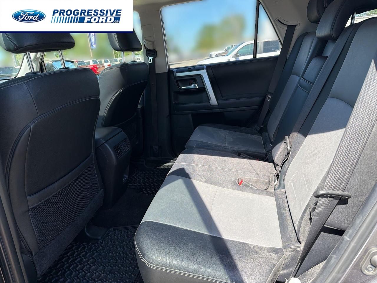 2023 Toyota 4Runner Base 4dr 4x4 Photo