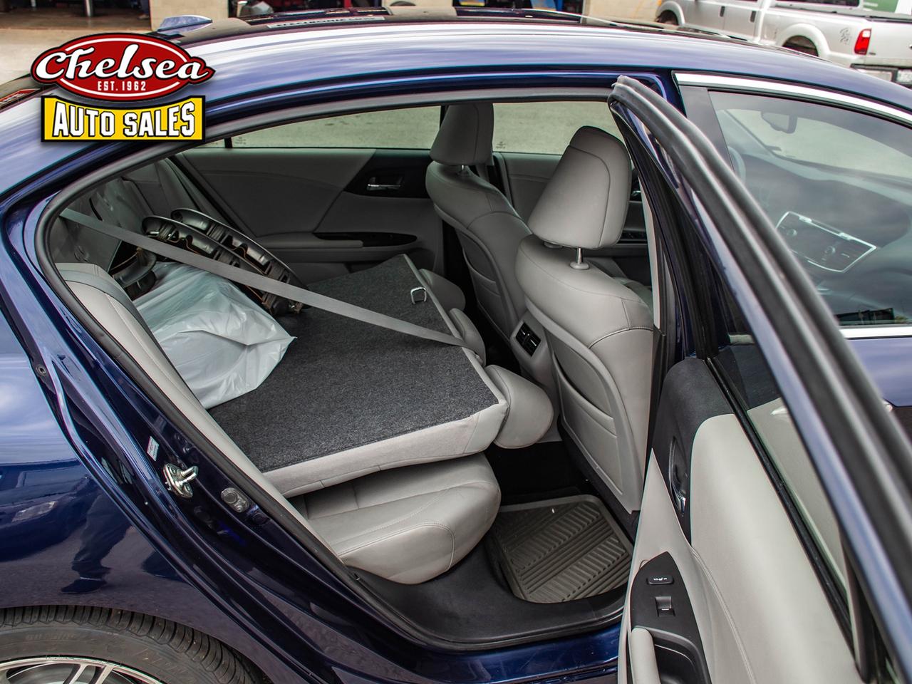 2013 Honda Accord EX-L V6 Sedan AT Photo
