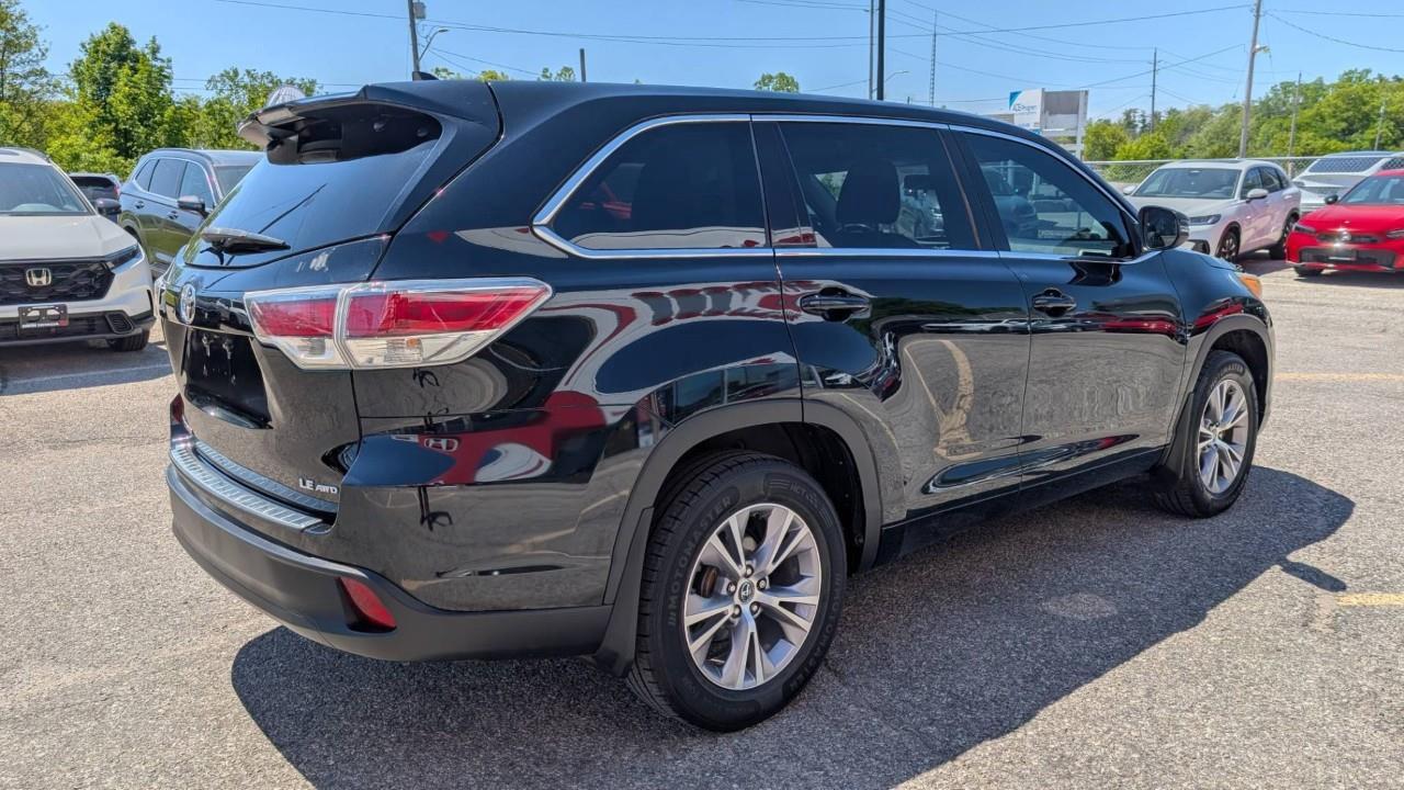 2016 Toyota Highlander LE 4dr All-wheel Drive Photo
